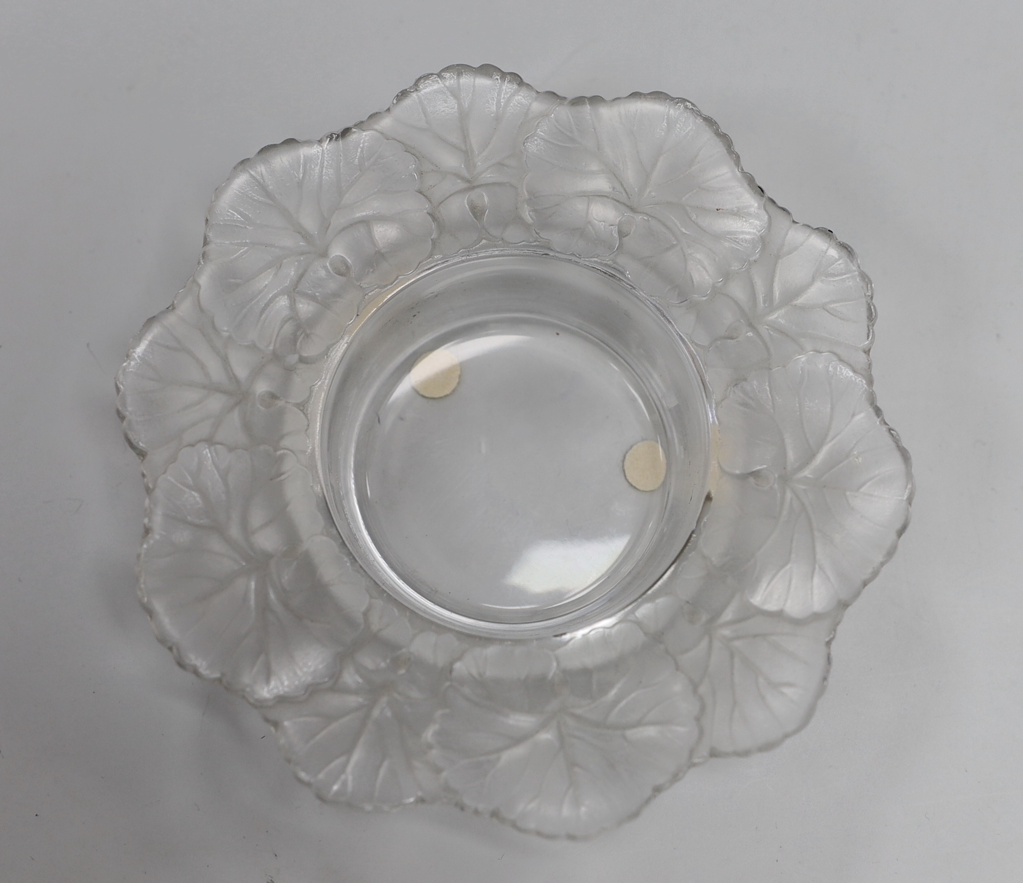 A Lalique Hirondelle bookend and two dishes with leaf design to rims, swallow height 15.8cm (3)